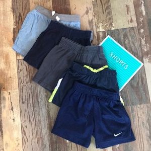 Boys Shorts 2T